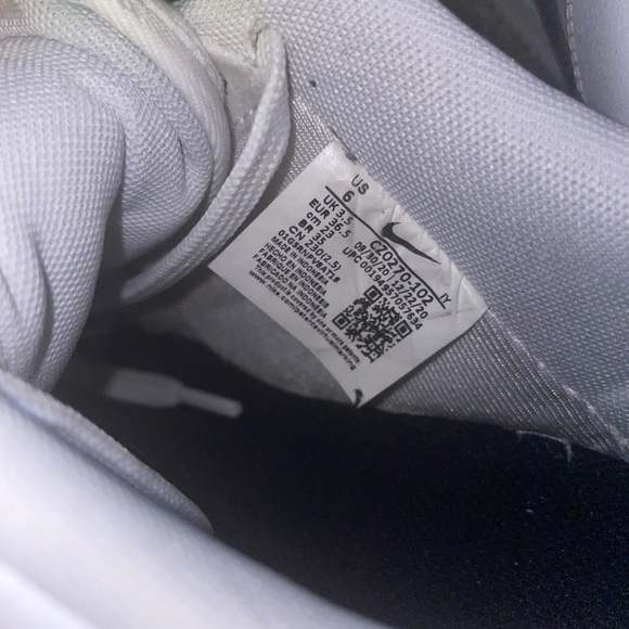 Nike Air Force 1 Low '07 Essential
White Black Gold Mini Swoosh (Women's) - Picture 5 of 6